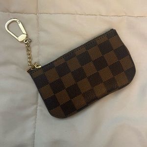 Daisy Rose keychain wallet